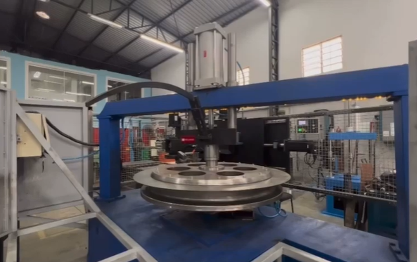 Metal Spinning Ultra CNC - Riglamaq Aço carbono 3mm x 1200